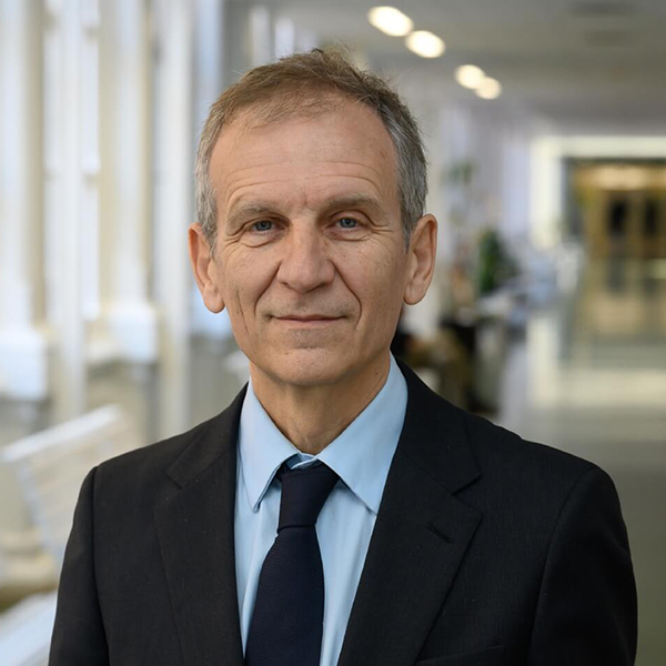 Dr. Antonio Alcaraz
